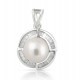 Gold pendant 750 with diamonds and pearl
