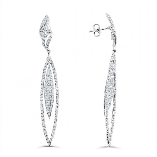 White gold earrings dangle for evenings with diamonds